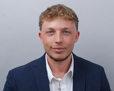 Verkäufer Lucas Hanusch