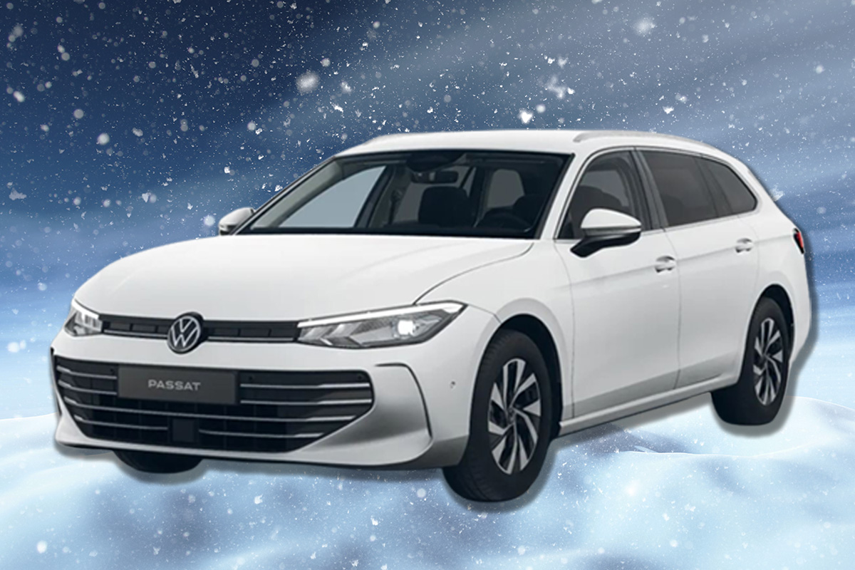 VW Passat aus dem Angebot vor winterlichem Hintergrund